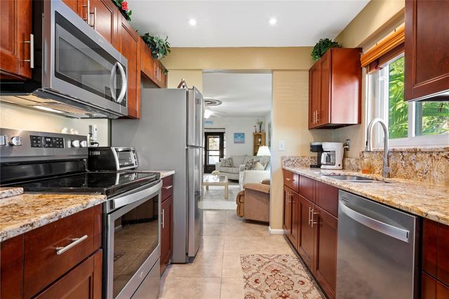 7360 ULMERTON ROAD 15D, Largo, FL 33771