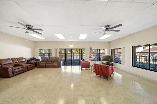 7360 ULMERTON ROAD 15D, Largo, FL 33771