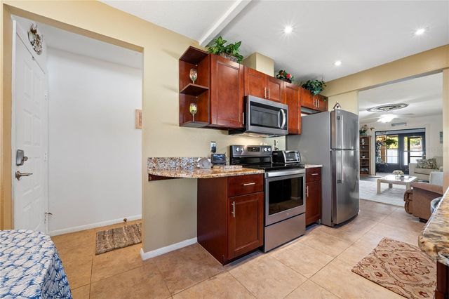 7360 ULMERTON ROAD 15D, Largo, FL 33771