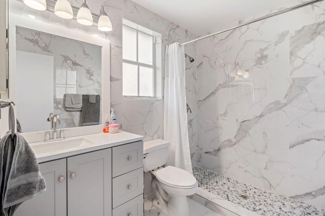 1895 Vista Way, Margate, FL 33063