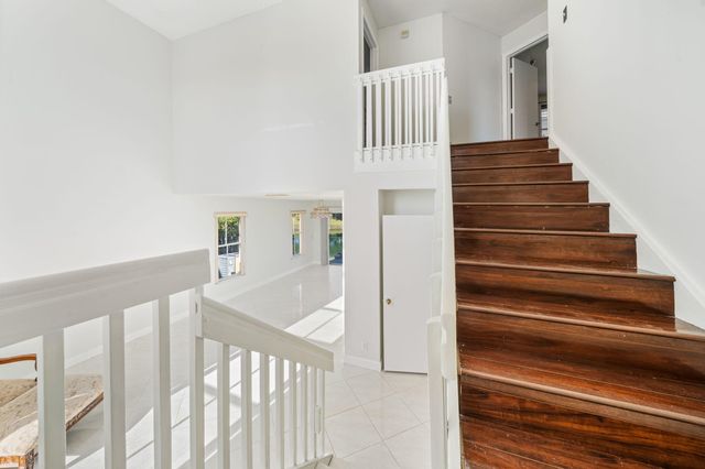 1895 Vista Way, Margate, FL 33063