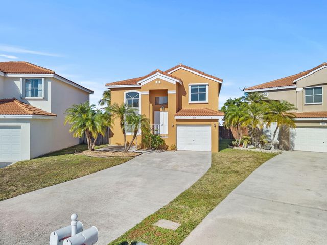 1895 Vista Way, Margate, FL 33063