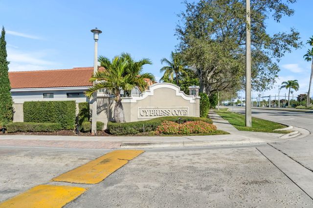 1895 Vista Way, Margate, FL 33063