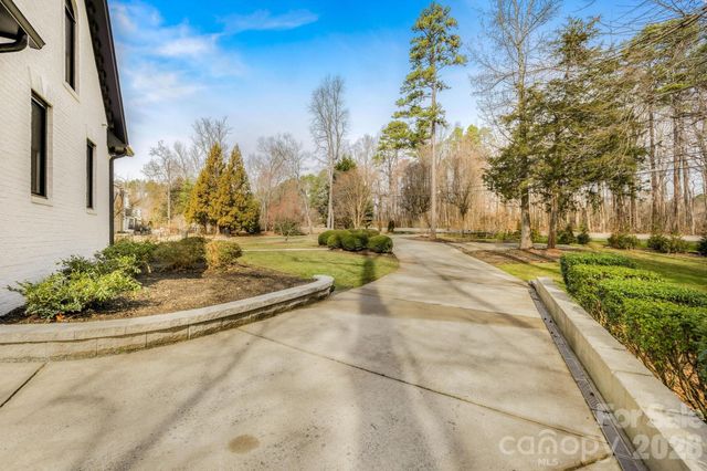 18441 Davidson Concord Road, Davidson, NC 28036