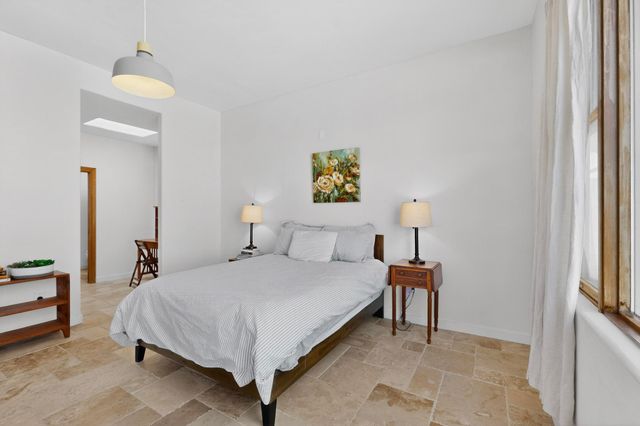 5118 Guadalupe Trail NW, Albuquerque, NM 87107