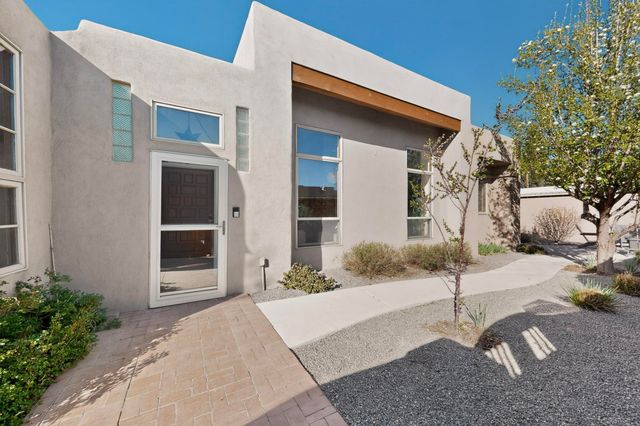 5118 Guadalupe Trail NW, Albuquerque, NM 87107