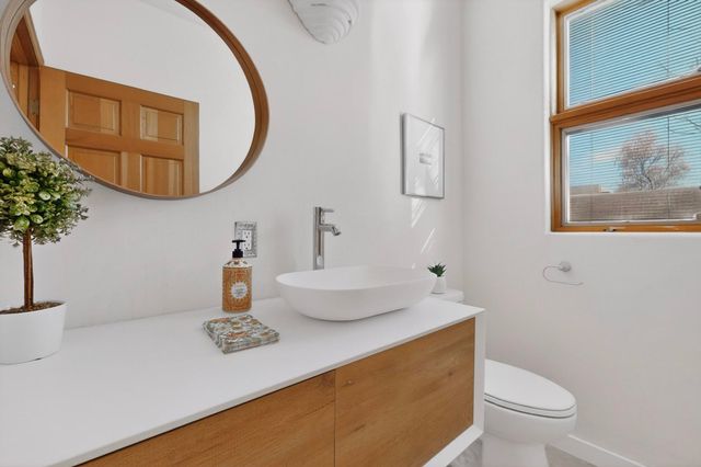 5118 Guadalupe Trail NW, Albuquerque, NM 87107