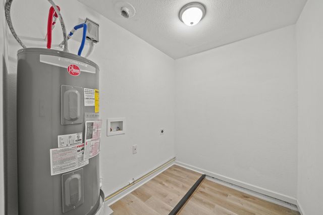 1100 Gilbert Avenue, Bay City, TX 77414