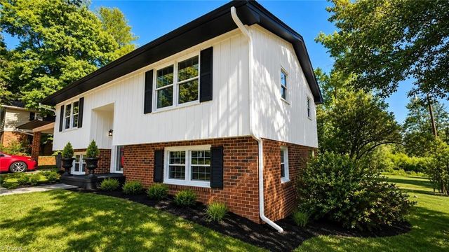 462 Mcpherson Drive, Mebane, NC 27302