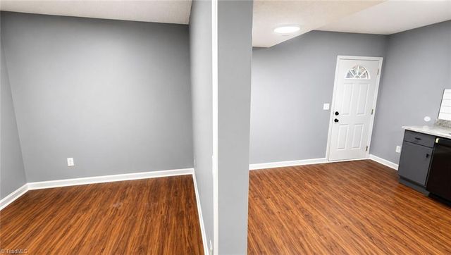 462 Mcpherson Drive, Mebane, NC 27302