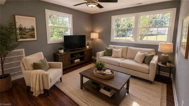 462 Mcpherson Drive, Mebane, NC 27302