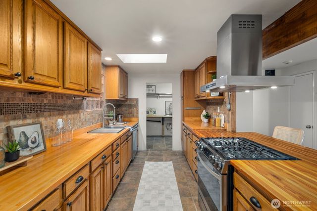 31014 128th Street E, Buckley, WA 98321