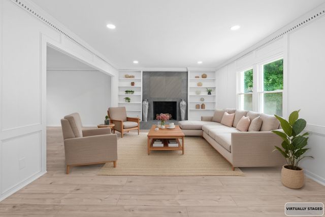 2884 BILLY CROSS DR, Germantown, TN 38138