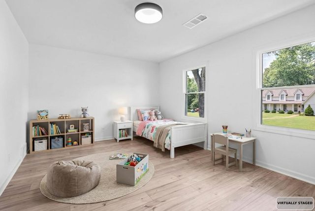 2884 BILLY CROSS DR, Germantown, TN 38138