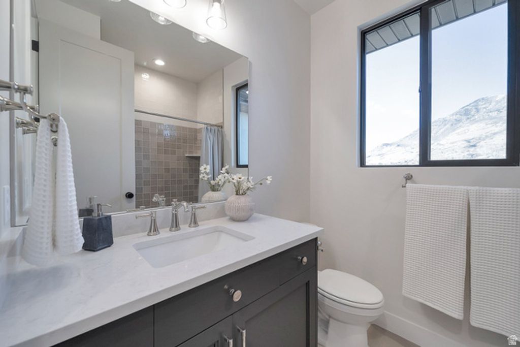 Image 28 of property listing at 176 S 1150 E, Pleasant Grove, UT 84062