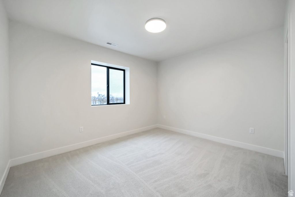 Image 34 of property listing at 176 S 1150 E, Pleasant Grove, UT 84062