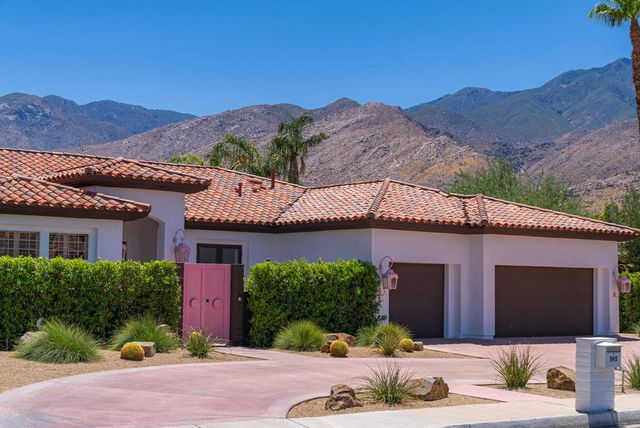 595 E Bogert Trail, Palm Springs, CA 92264