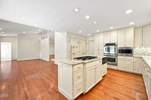 6804 Woodhaven Court, Raleigh, NC 27615