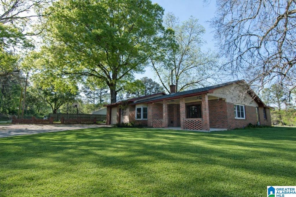 2154 COUNTY ROAD 616, Hanceville, AL 35077