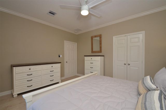13823 Mutiny Lane, Galveston, TX 77554