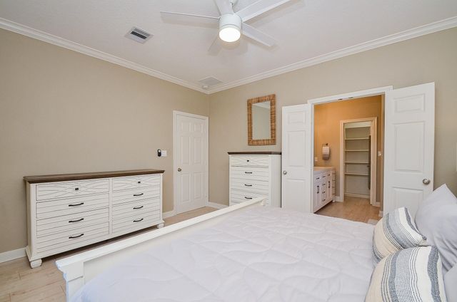 13823 Mutiny Lane, Galveston, TX 77554