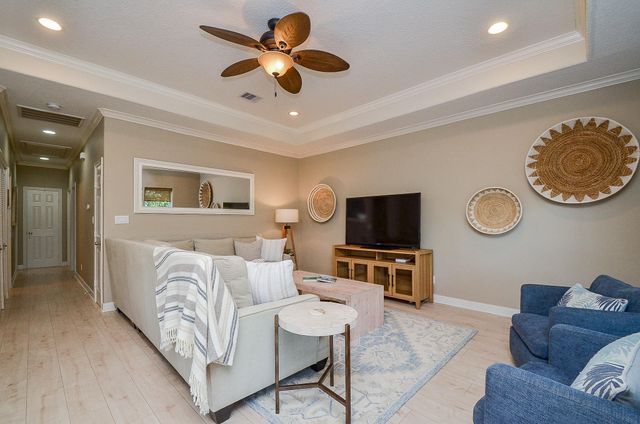 13823 Mutiny Lane, Galveston, TX 77554