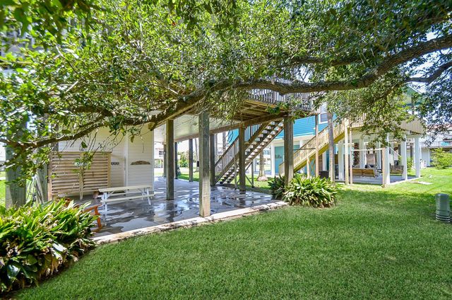 13823 Mutiny Lane, Galveston, TX 77554