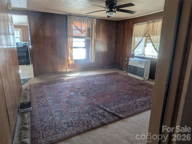 1920 Thickety Road, Clyde, NC 28721