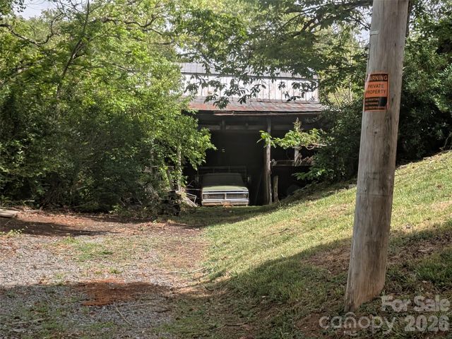 1920 Thickety Road, Clyde, NC 28721
