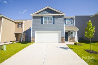 34 Lillian Lane, Hendersonville, NC 28792