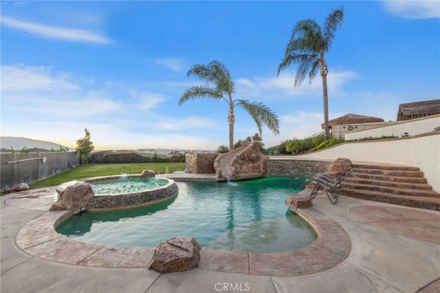 290 Cross Rail, Norco, CA 92860