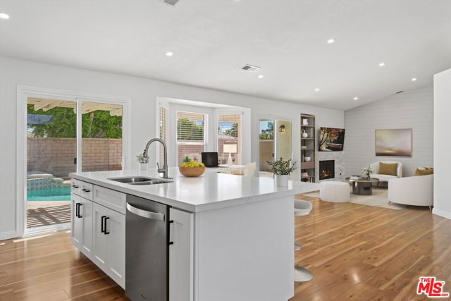30488 Colonial Drive, Cathedral City, CA 92234