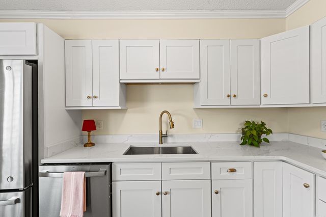 504 Green Mountain Dr Apt 501, Little Rock, AR 72211