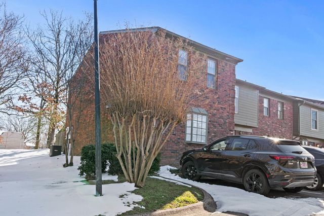 504 Green Mountain Dr Apt 501, Little Rock, AR 72211