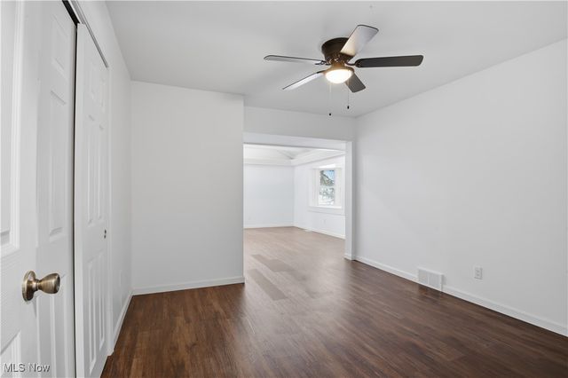 1549 W Sprague Road, Broadview Heights, OH 44147