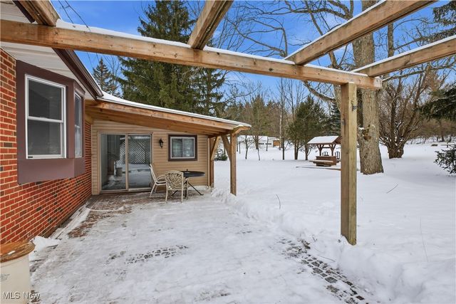 1549 W Sprague Road, Broadview Heights, OH 44147