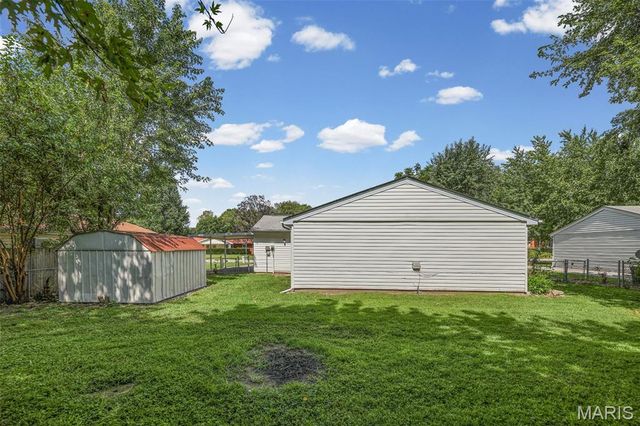 1413 Wabash Avenue, Belleville, IL 62220