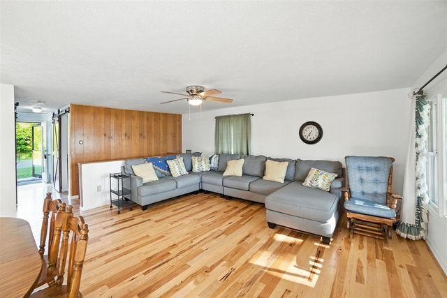 20041 E Chippewa Drive, Chippewa Lake, MI 49320