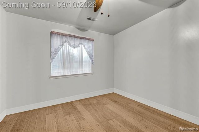 938 Saybrook Drive 10, Waterford, MI 48327