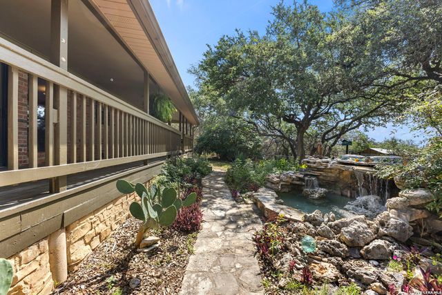 1746 Cattail, Canyon Lake, TX 78133