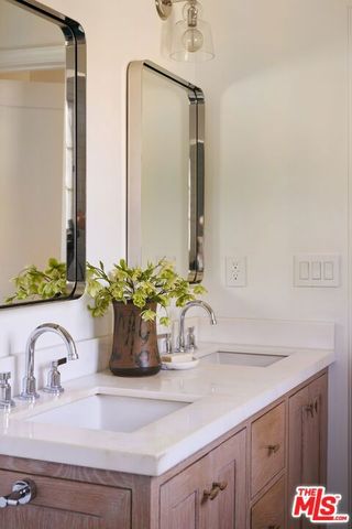 1602 Silverwood Terrace, Los Angeles, CA 90026