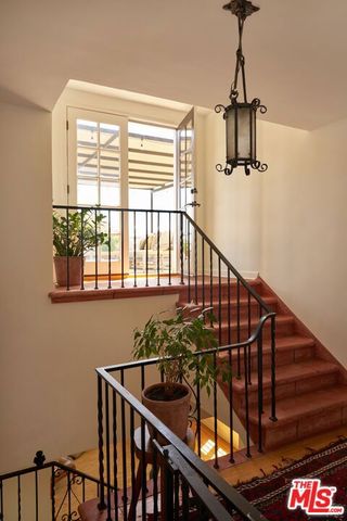 1602 Silverwood Terrace, Los Angeles, CA 90026