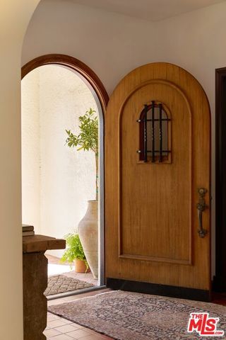1602 Silverwood Terrace, Los Angeles, CA 90026