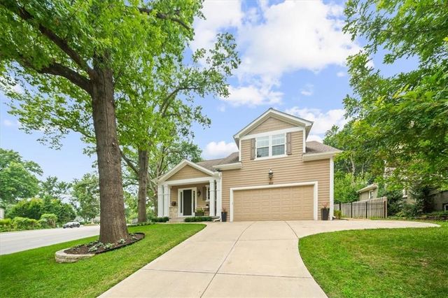 5348 Chadwick Road, Fairway, KS 66205