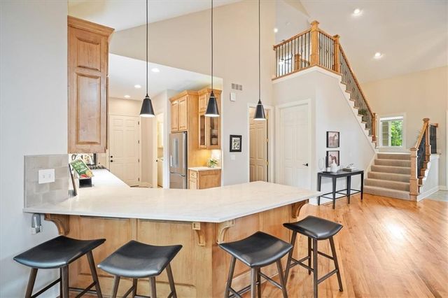 5348 Chadwick Road, Fairway, KS 66205