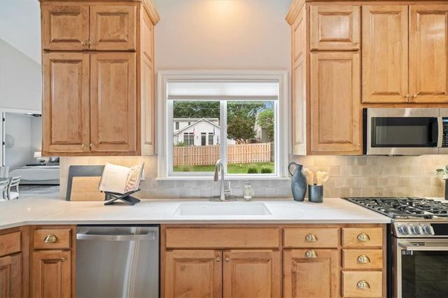 5348 Chadwick Road, Fairway, KS 66205