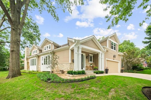 5348 Chadwick Road, Fairway, KS 66205