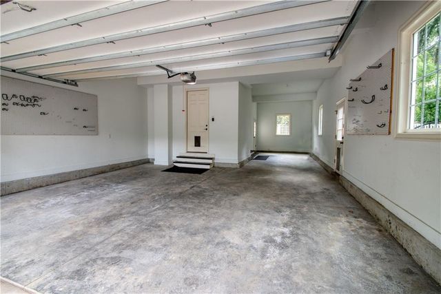 5348 Chadwick Road, Fairway, KS 66205
