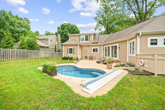 5348 Chadwick Road, Fairway, KS 66205