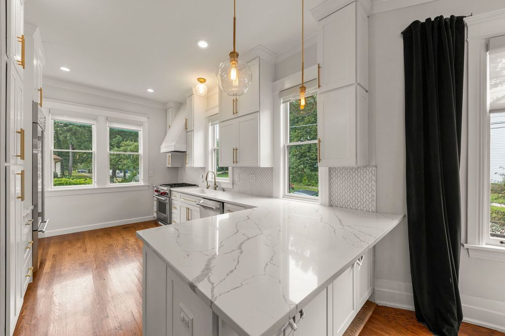 726 N Wheaton Avenue, Wheaton, IL 60187 — photo 4